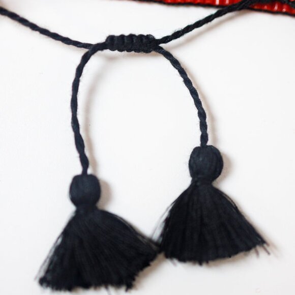 Seed Beaded GEORGIA BULLDOGS College Football Tassel Drop Pull To Fit Bracelet - Picture 4 of 5